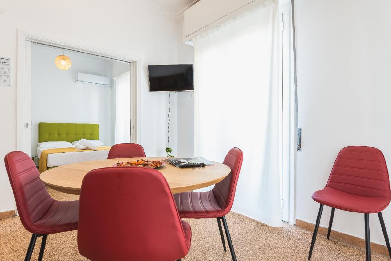 Super Paradise Apartments Athens Luaran gambar